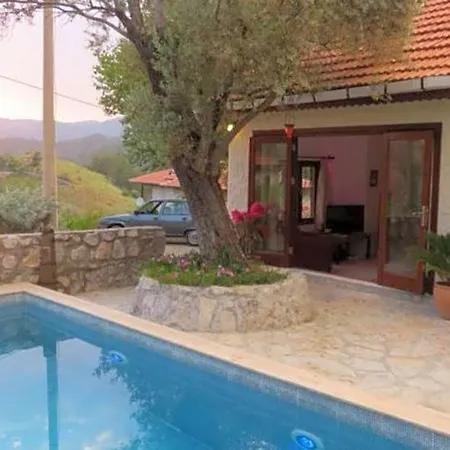 Marmaris Sleeps 6 Pool Air Con Wifi * Hisaronu