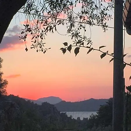 Marmaris Sleeps 6 Pool Air Con Wifi