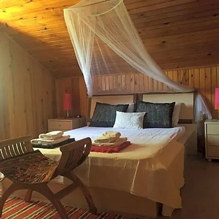 Marmaris Sleeps 6 Pool Air Con Wifi