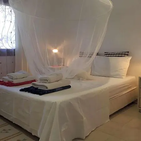 Marmaris Sleeps 6 Pool Air Con Wifi